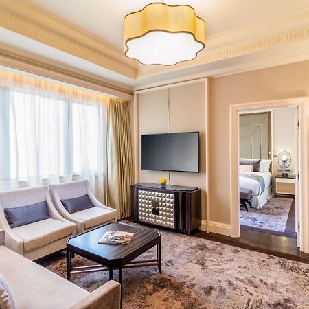 Caravelle Saigon Hotel Cidade de Ho Chi Minh Exterior foto A suite at the hotel